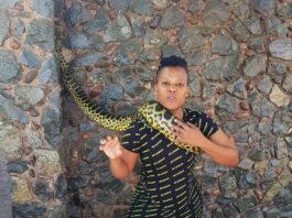 Zodwa Wabantu Snake