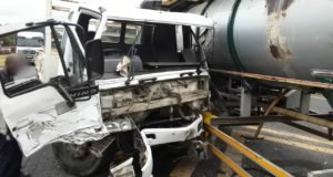 Two injured KZN South Coast crash