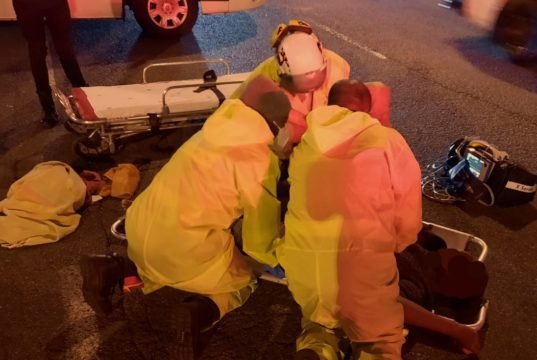 Gunshot victim found lying in street