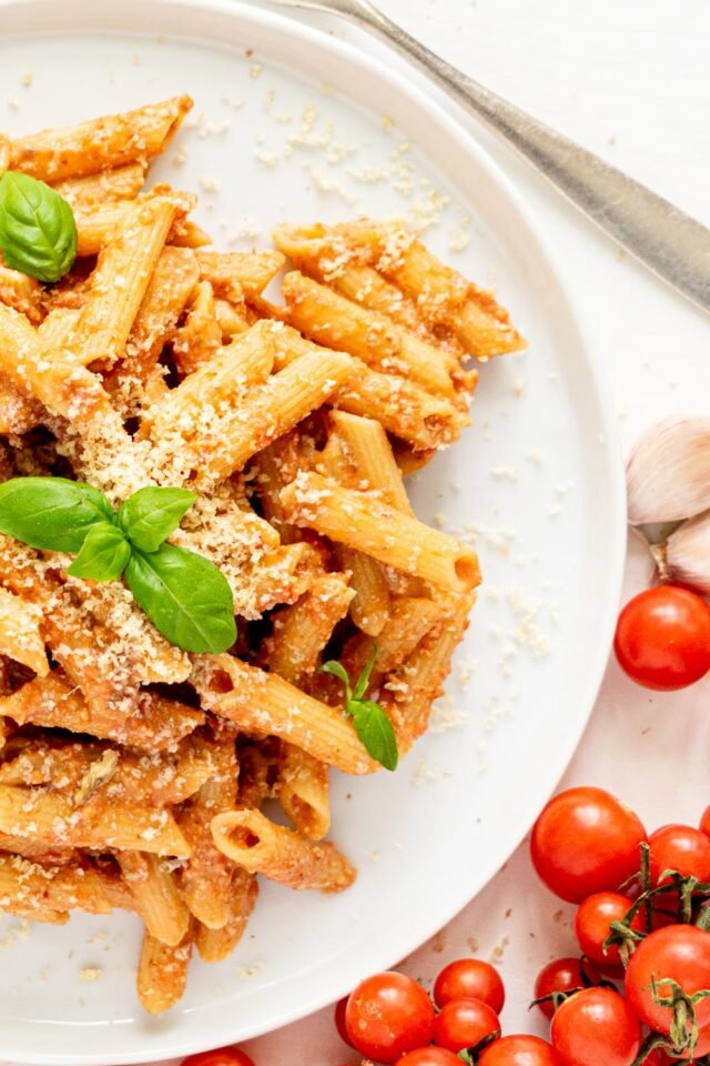 Creamy Tomato Pasta Creamy Tomato Pasta