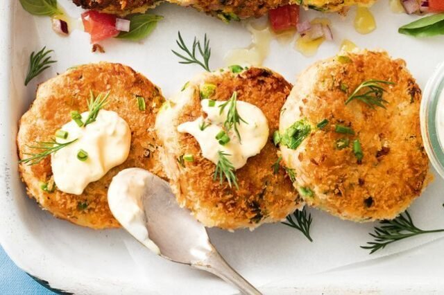 Tuna and pea potato patties