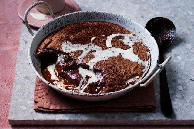 self-saucing pudding