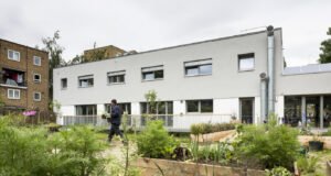 Mayville community blocks roads