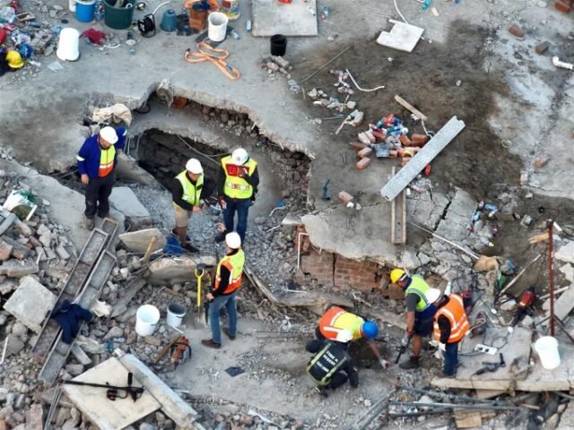 George building collapse3 George building collapse