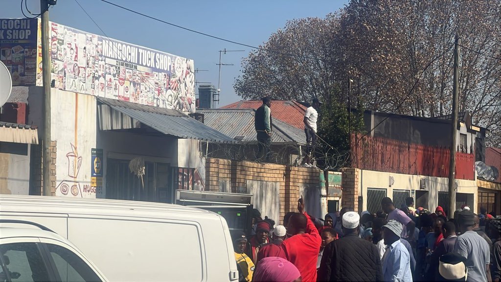 children killed in Mayfair fire