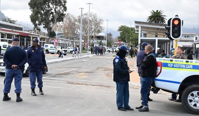 police in Somerset West 