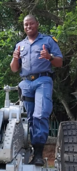 Police officer shot dead