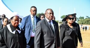 Ramaphosa pays tribute to anti-apartheid activist and reverend, Dr Tshenuwani Farisani