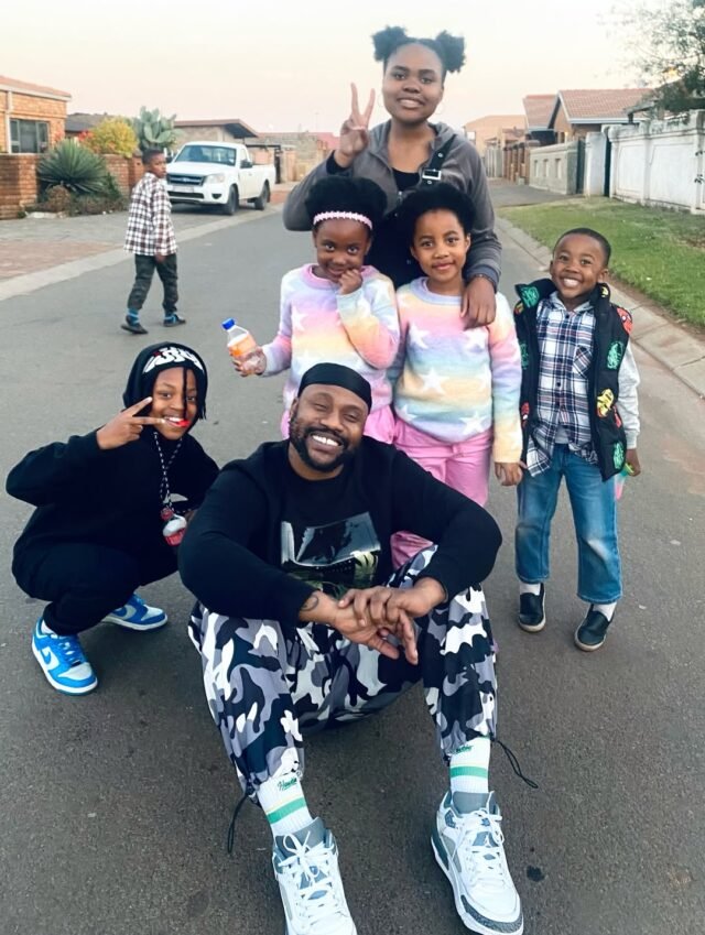 Rapper Reason aka Sizwe Alakine celebrates dream Father’s Day2 Rapper Reason aka Sizwe Alakine celebrates dream Father’s Day