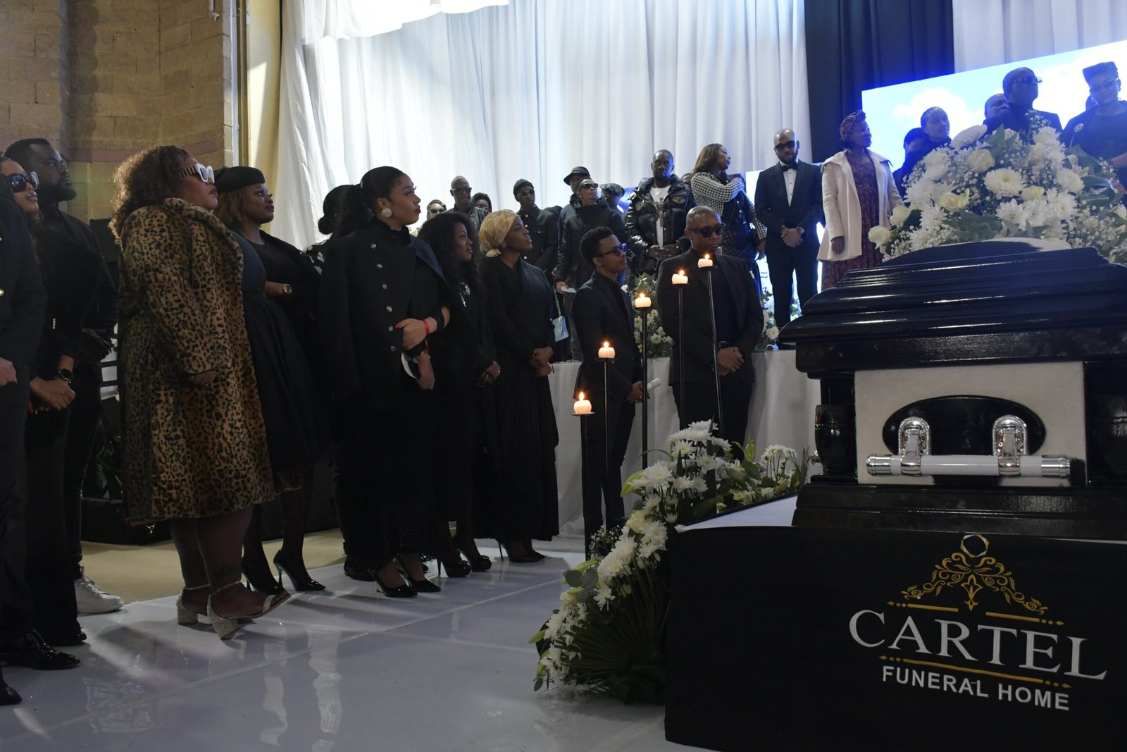 SA celebrities say their final goodbyes to actor Presley 'Tobetsa' Chweneyagae
