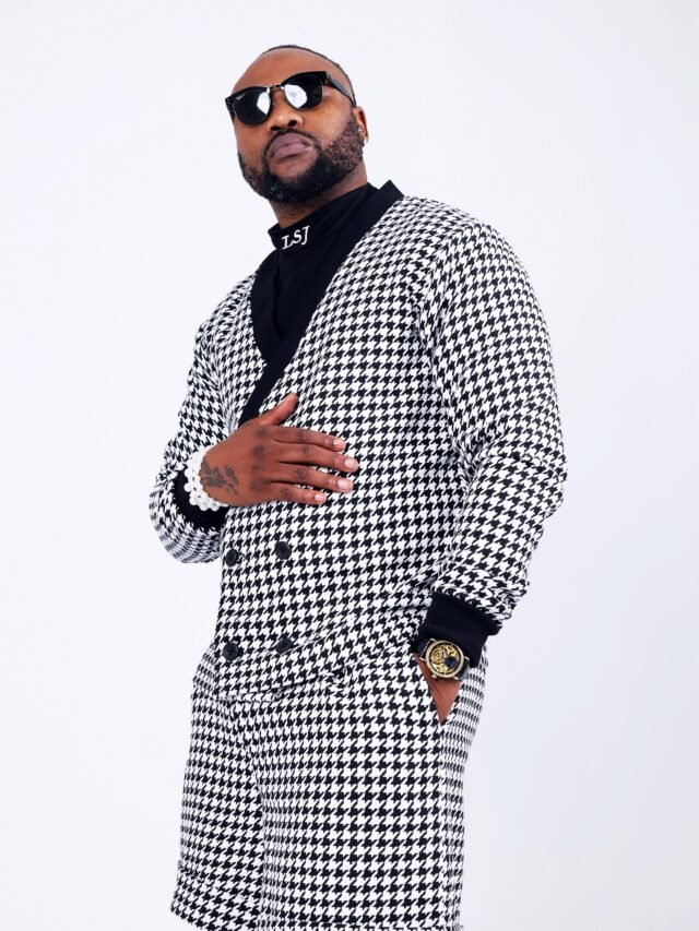 Sizwe Alakine (Reason) Sizwe Alakine (Reason)