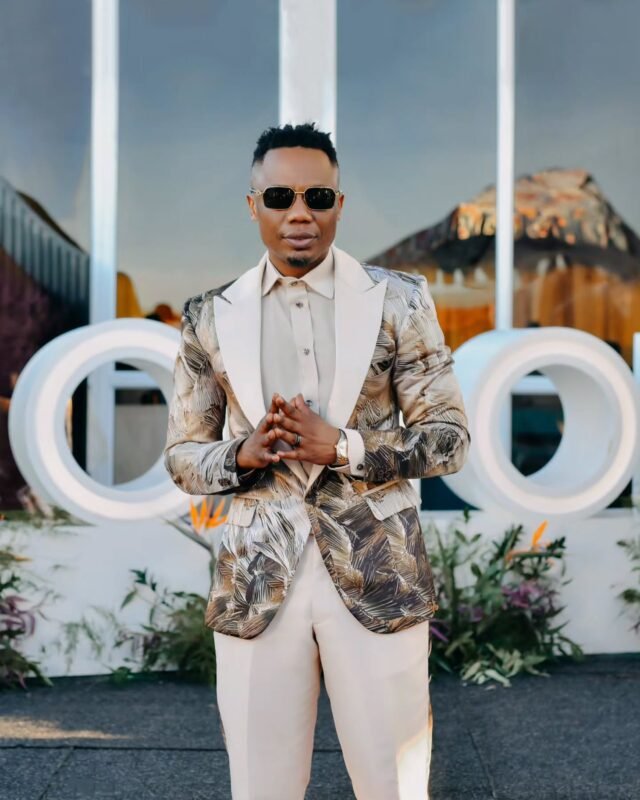 DJ Tira3 DJ Tira