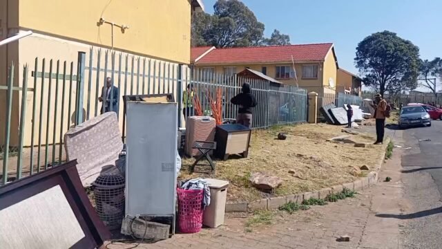 Ekurhuleni Municipality evicts over 400 tenants from block of flats in Germiston
