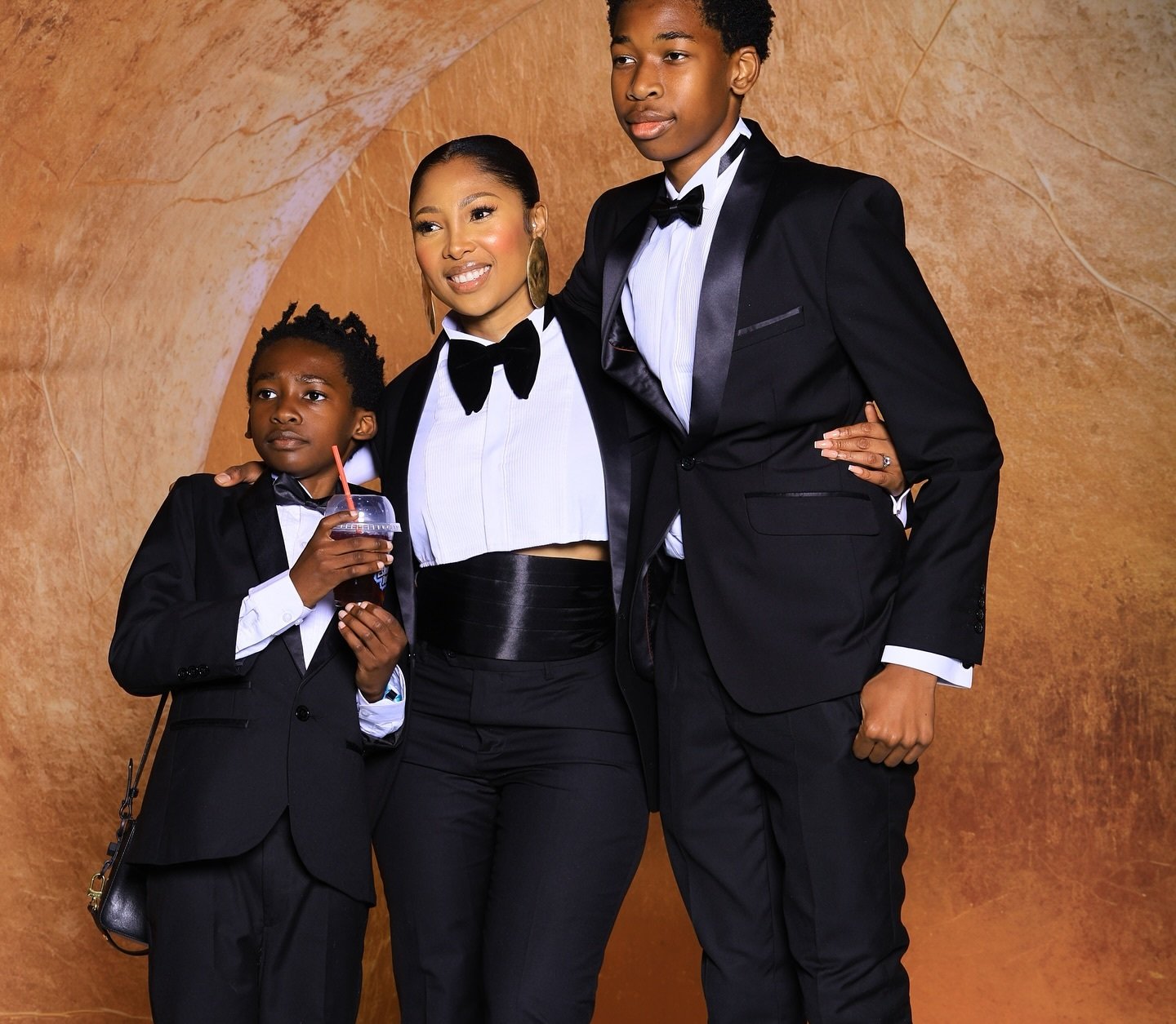 Enhle Mbali and her sons steal the spotlight at Basadi in Music Awards