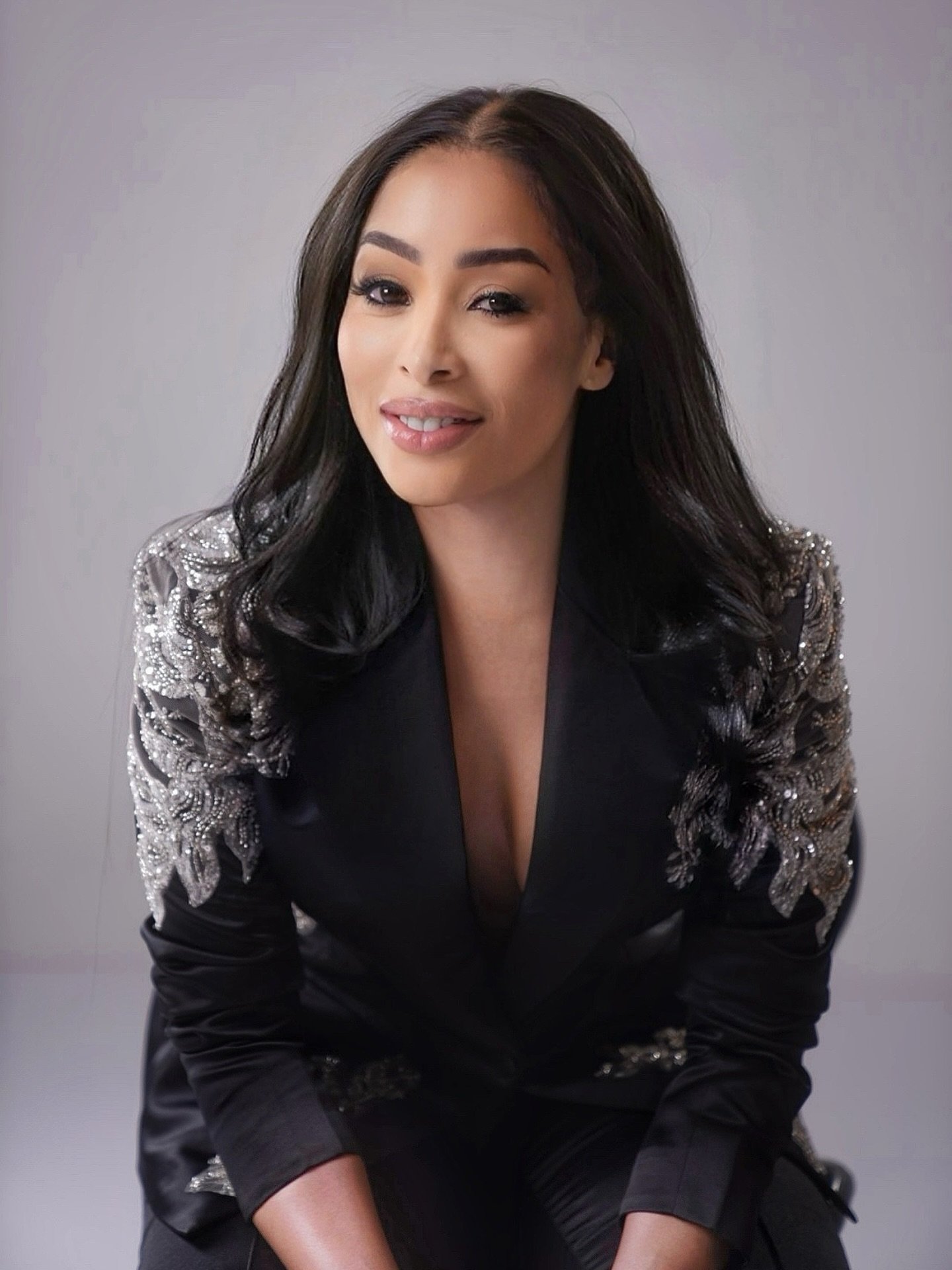 Khanyi Mbau