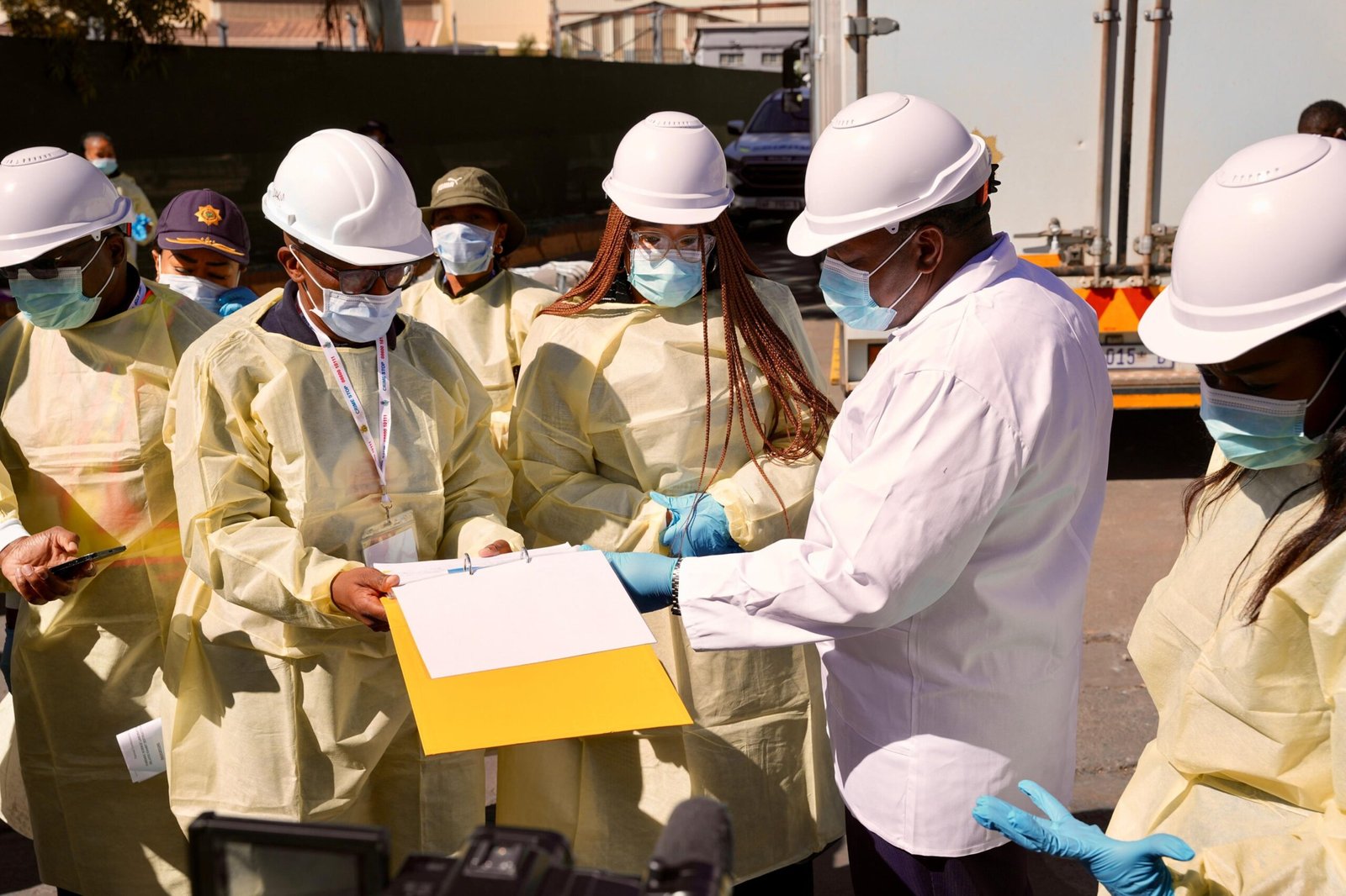 Police destroy drugs & unregistered medicines worth over R420 million in Gauteng