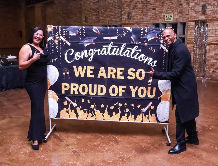 Eldos couple